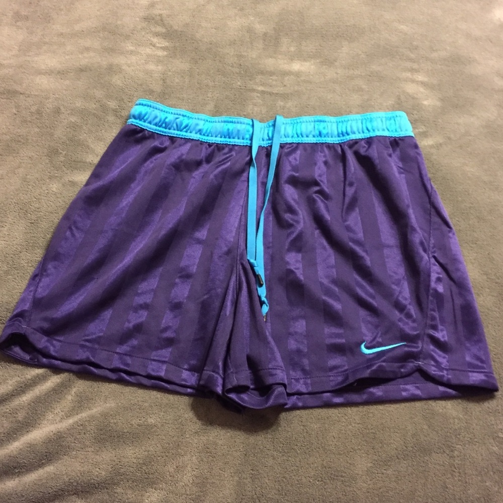 Nike Women’s Basketball Shorts